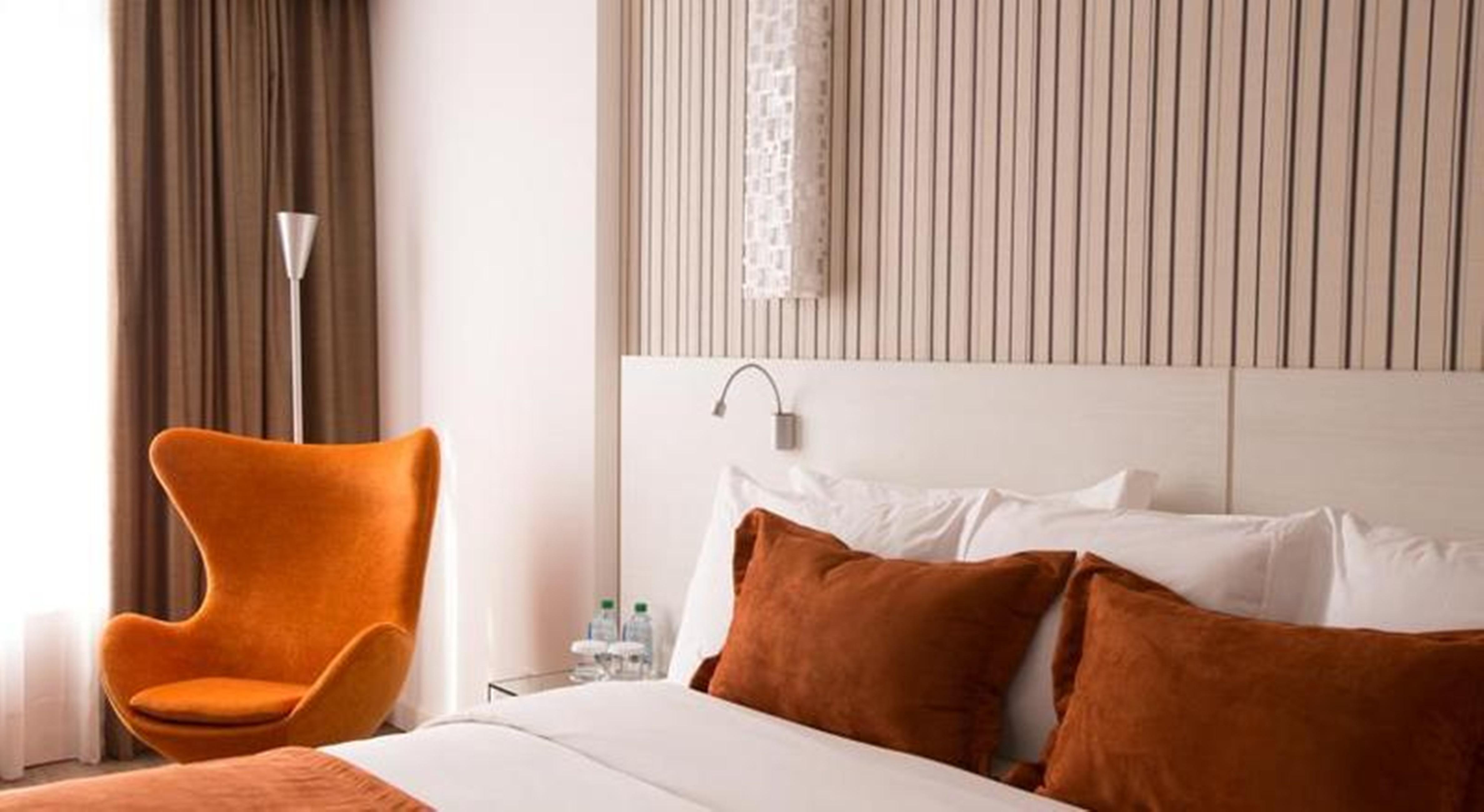 Radisson Hotel Куритиба Экстерьер фото A room at the hotel